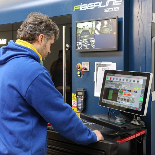 taglio laser